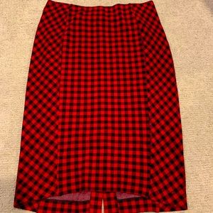 Checked pencil skirt